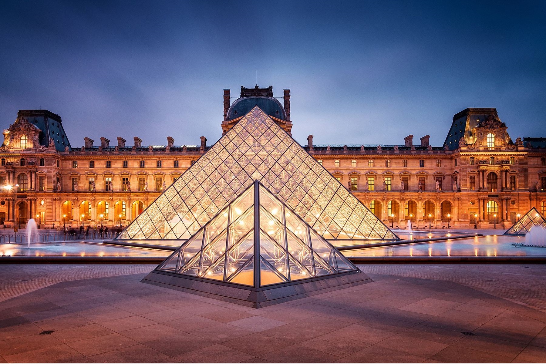 Bảo tàng Le Louvre